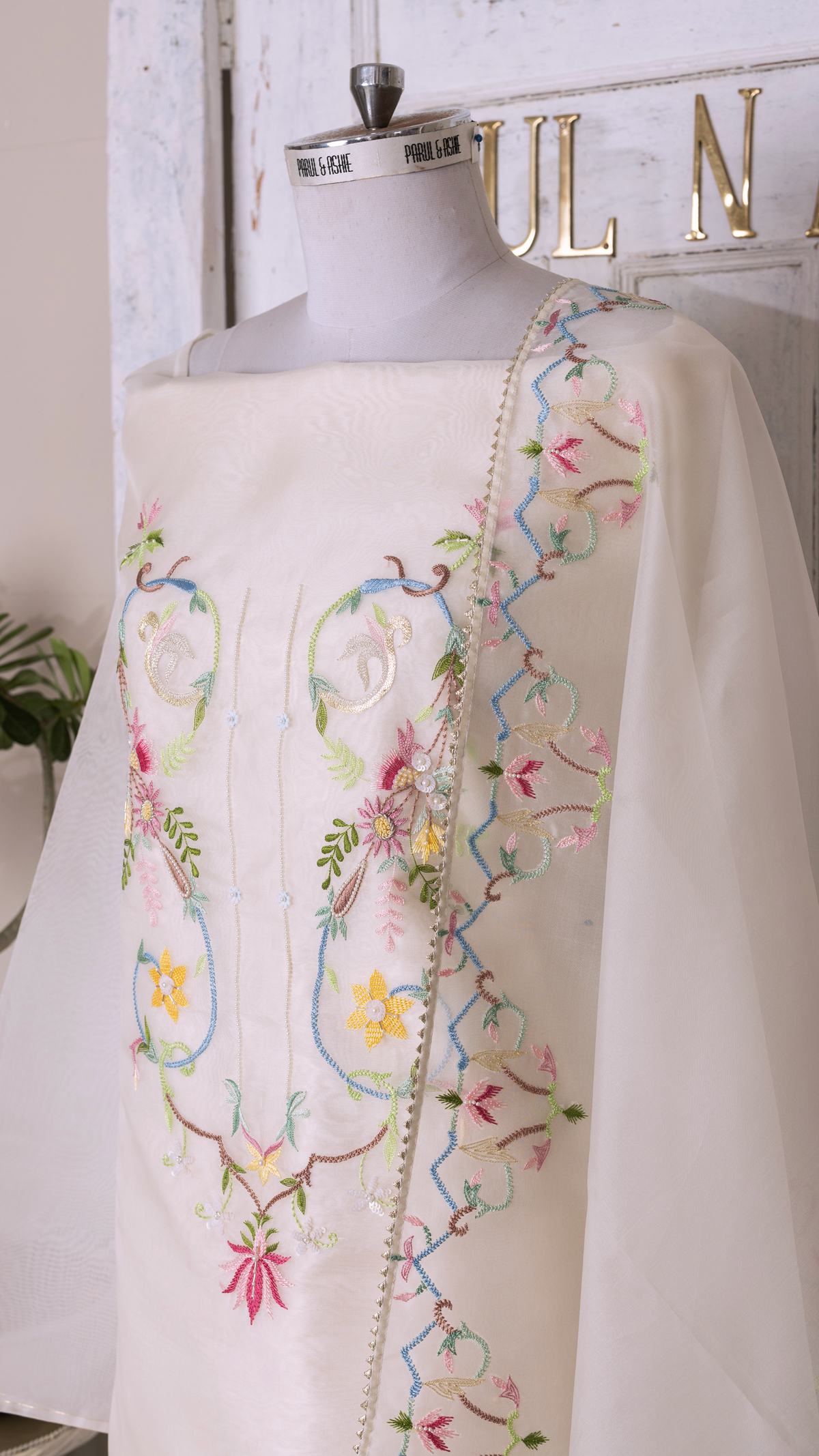 Ivory Organza Suit Set with Taj Inlay Embroidery